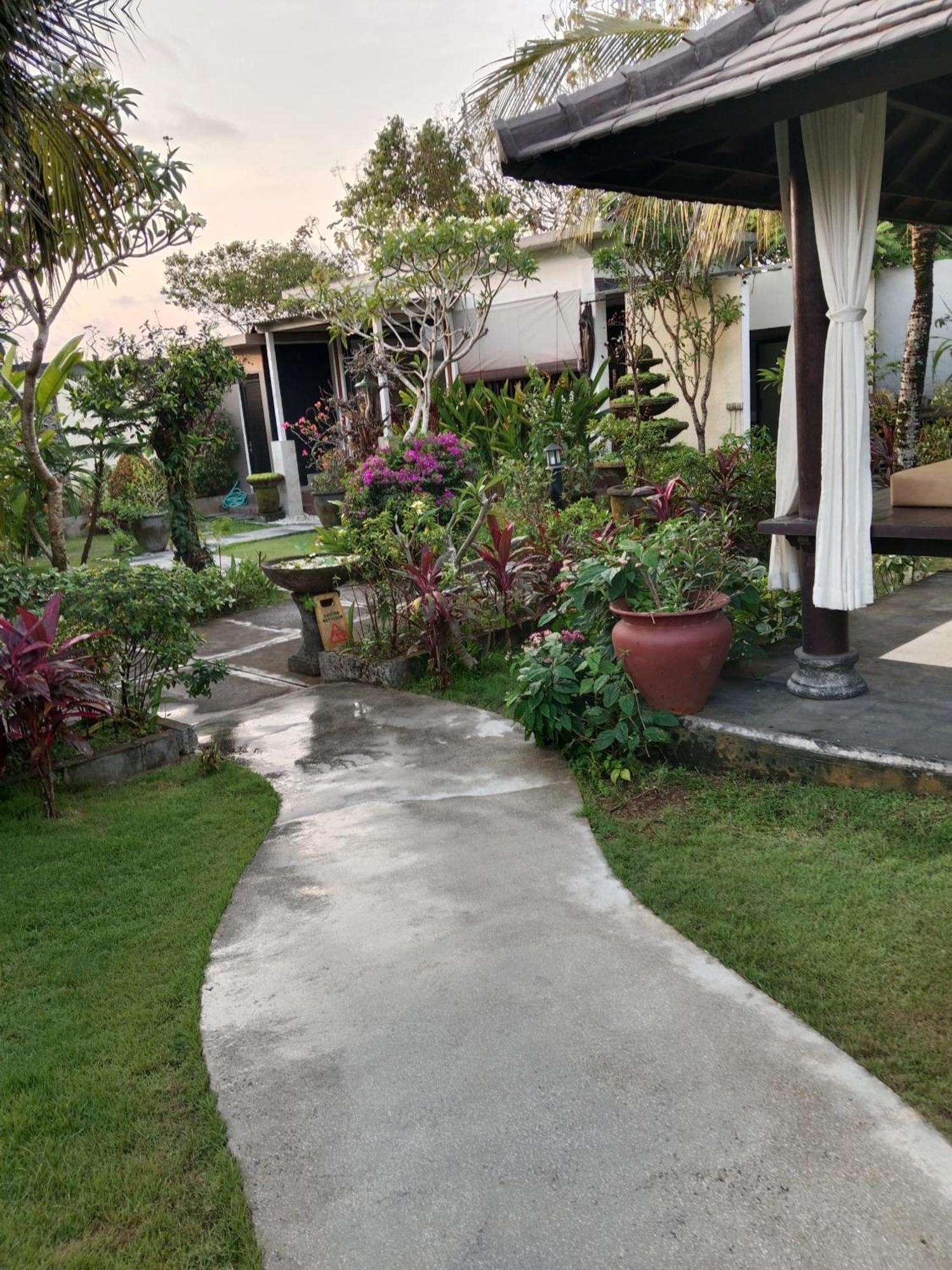 Muaya Villa Jimbaran Exterior foto